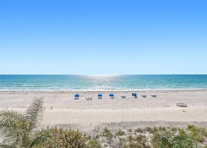 Beachfront Condo, Direct Access To Sugar Beach, Heated Pool And Balcony Views Apartahotel Clearwater Beach