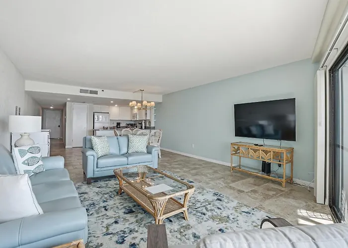 Apartahotel Beachfront Condo, Direct Access To Sugar Beach, Heated Pool And Balcony Views Clearwater Beach